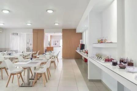 Sea View & Apartment - 25