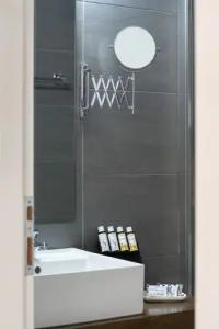 Sea View & Apartment - 9