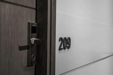 Sea View & Apartment - 64