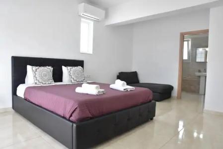 Roseberry Studios - 25