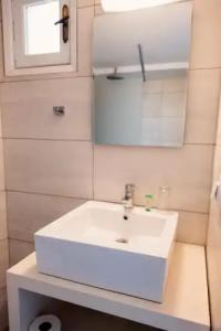 Mastorakis and Studios - 52