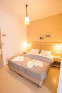 Mastorakis and Studios - 41