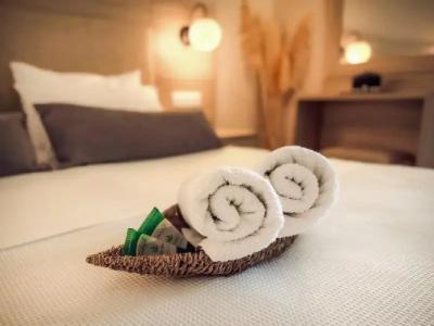 Mastorakis and Studios - 74