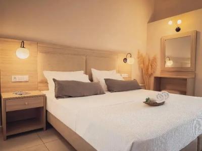 Mastorakis and Studios - 72