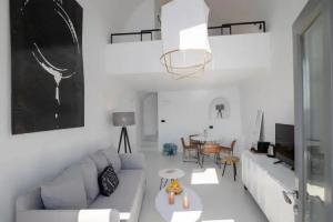 Апарт-отель «Ikies Santorini», Ия