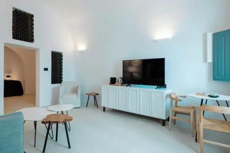 Ikies Santorini - 48