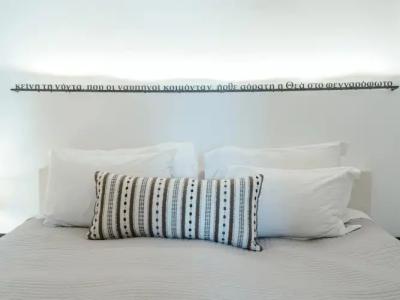 Ikies Santorini - 29