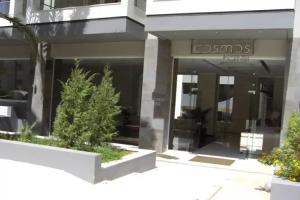 Cosmos Hotel, Ретимно