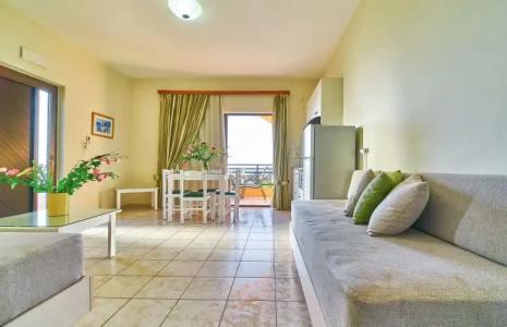 Nanakis Beach Luxury Apartments - 39