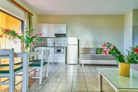 Nanakis Beach Luxury Apartments - 44