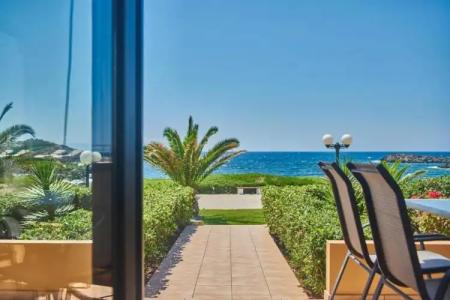 Nanakis Beach Luxury Apartments - 54