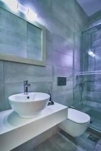 Nanakis Beach Luxury Apartments - 9