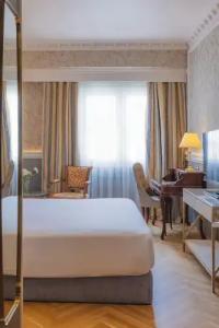 Mediterranean Palace - 41