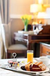 Mediterranean Palace - 13