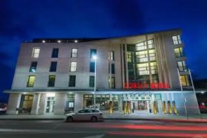 Corso Hotel Pécs, Печ