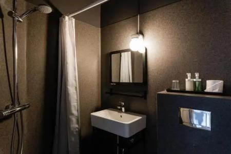 Leifur Eiriksson - 69