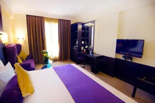 Sterlings Mac & Suites - 37