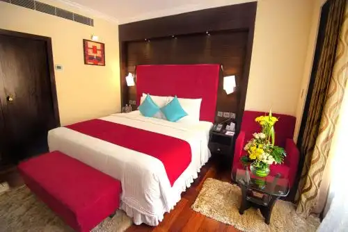 Sterlings Mac & Suites - 17