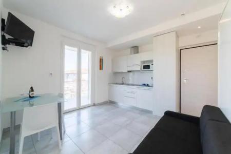 Mavip Residence - 108
