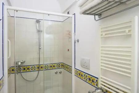 Bellevue Suite - 125