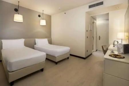 Best Western Plus Tower Bologna - 40