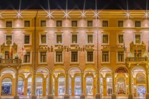 Grand Hotel Majestic gia' Baglioni, Болонья