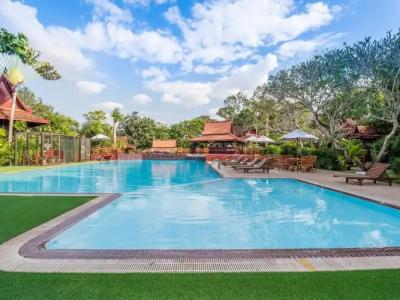 Sugar Hut Resort & Restaurant - 9