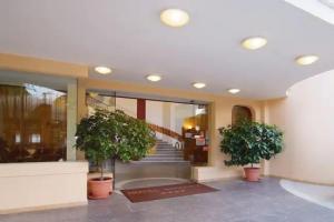 Hotel «America», Марина-ди-Камерота