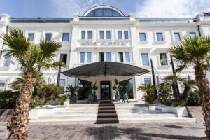 Kursaal Hotel, Каттолика