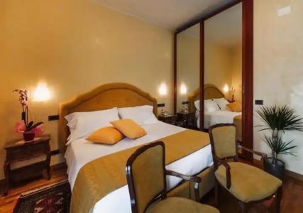 Grand Excelsior - 35