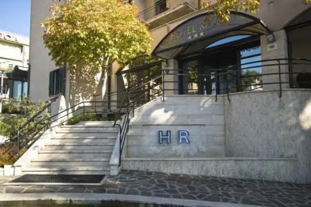 Villa Ricci & Benessere - 0