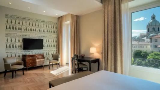 Palace Lake Como - 36