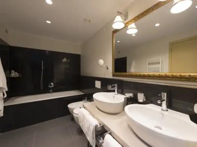 Palace Lake Como - 42