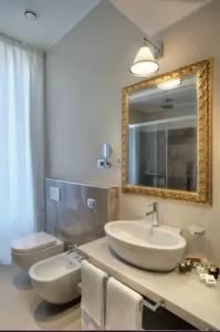 Palace Lake Como - 16