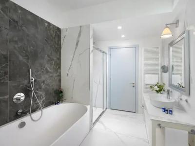 Palace Lake Como - 35