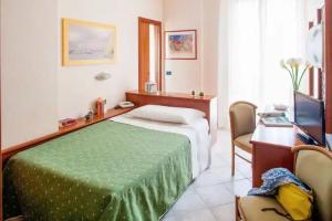 Hotel «Gabriella», Диано-Марина