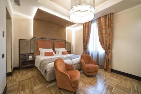 Solo Experience - 68