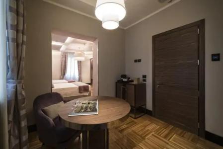 Solo Experience - 79