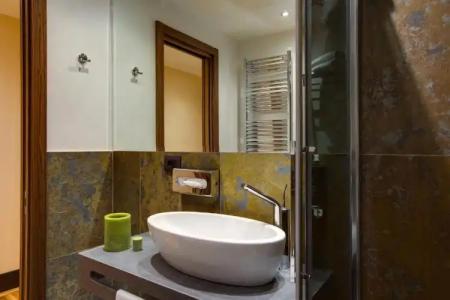 Solo Experience - 16