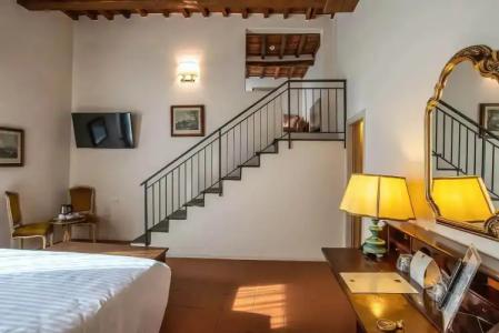 Machiavelli Palace - 109