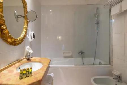 Machiavelli Palace - 68