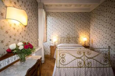 Loggiato Dei Serviti - 21