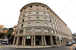 Holiday Inn Genoa City, An Ihg Hotel, Генуя