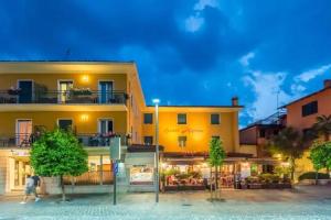 Hotel «Alpino», Мальчезине