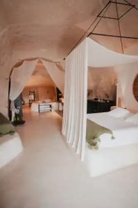 Sant'Angelo Luxury Resort - 8