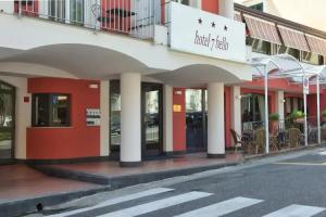 Hotel «Settebello», Минори