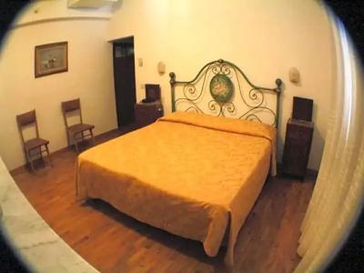 Savoia & Campana - 83