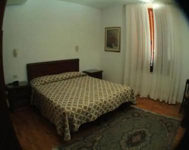 Savoia & Campana - 32