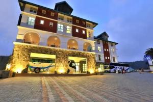 Hotel «Ashford», Нувара-Элия
