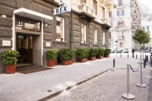 Rex Lifestyle Hotel, Неаполь
